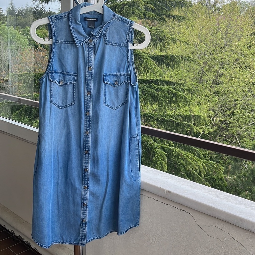 Club Monaco jean midi button down dress